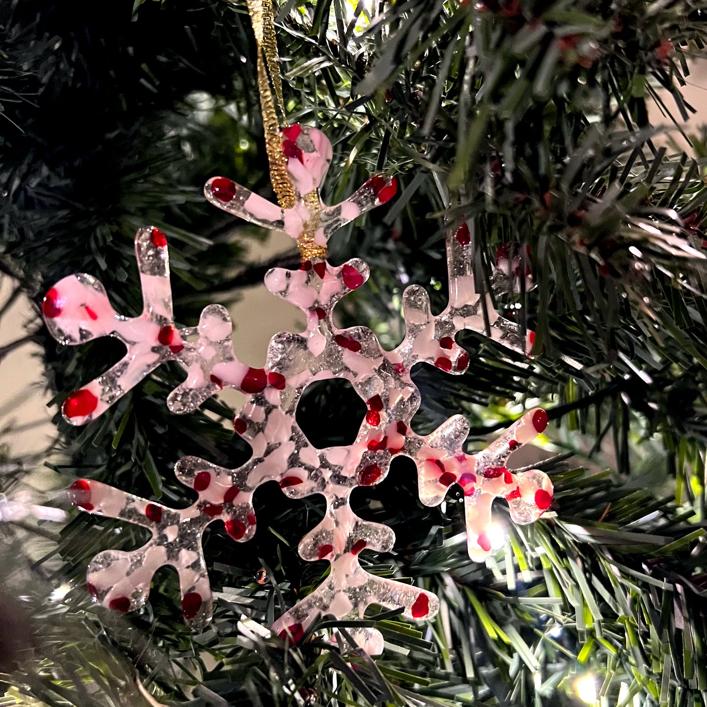 studioTica® Glass Snowflake - Wanda's Candy Cane