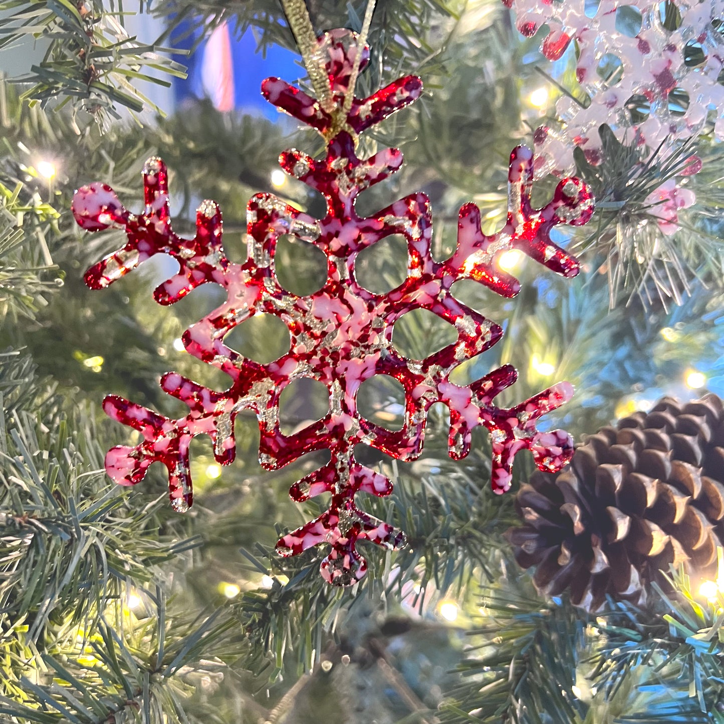 studioTica® Glass Snowflake - Fireball