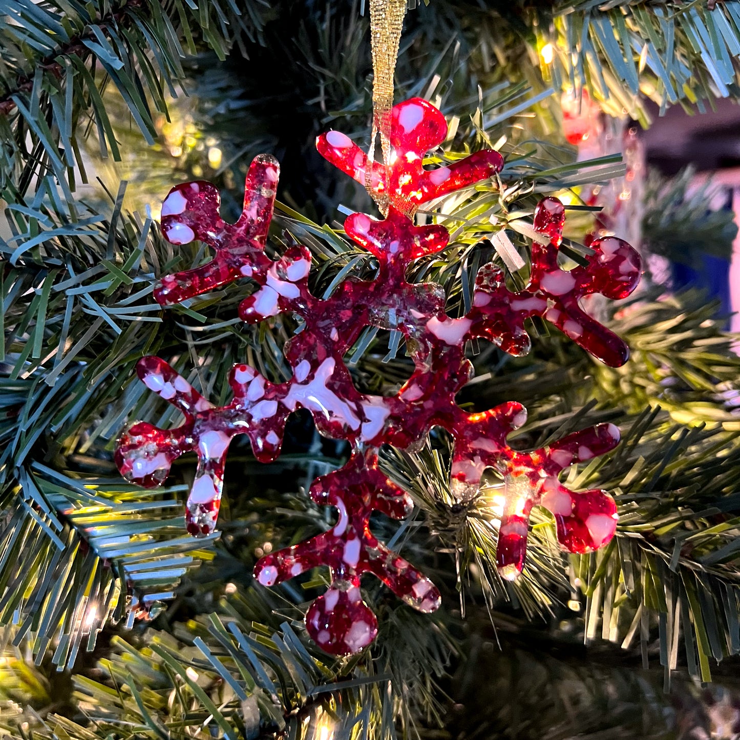 studioTica® Glass Snowflake - Fireball